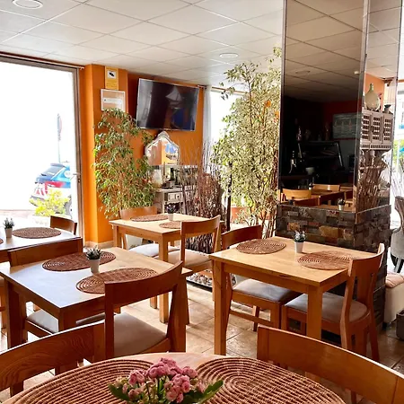La Muntanya 3* يافرانتْسْ